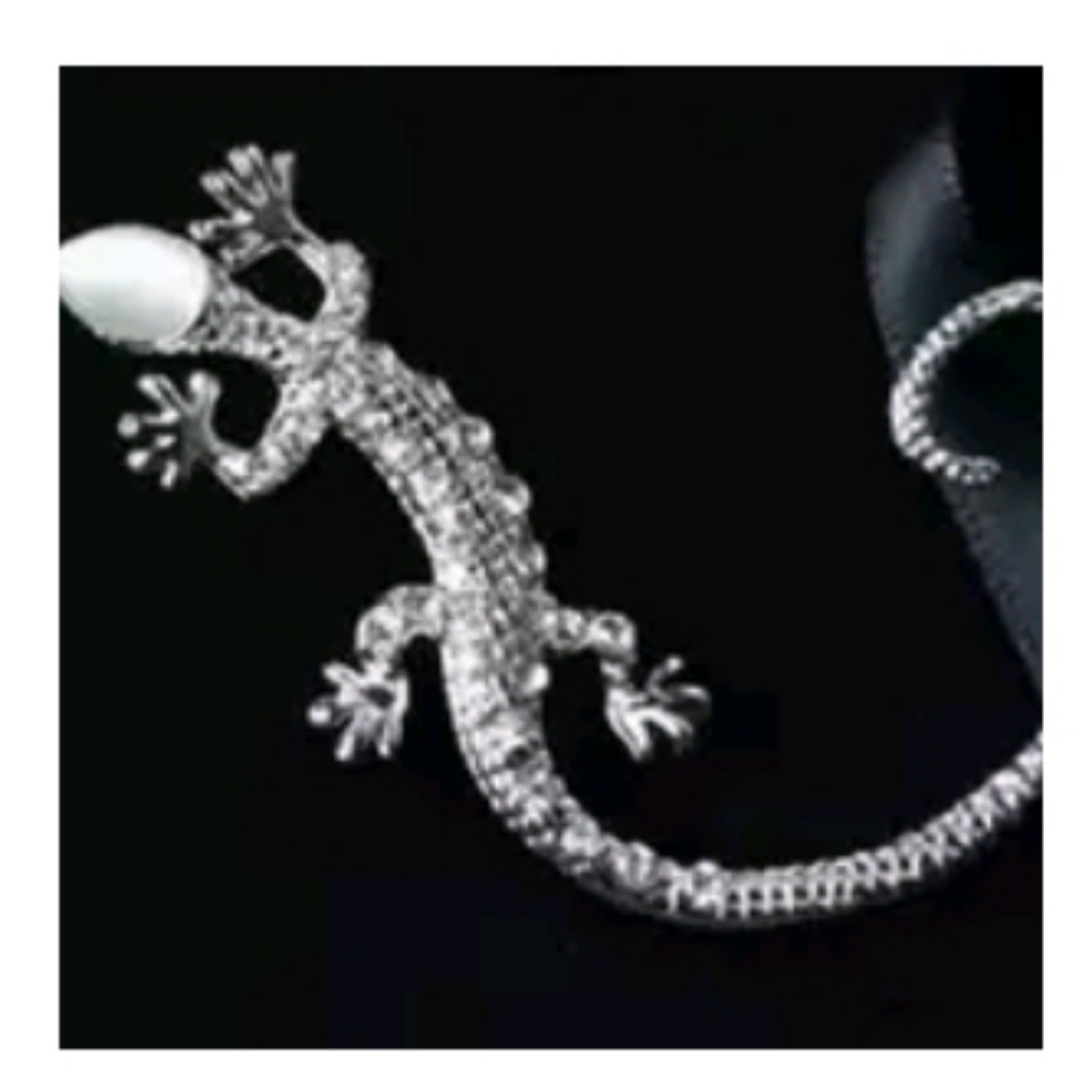 Gecko Ear Cuff - Picture 2 of 3